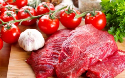 食物吃多了也会导致体臭的产生 会引起体臭的食物